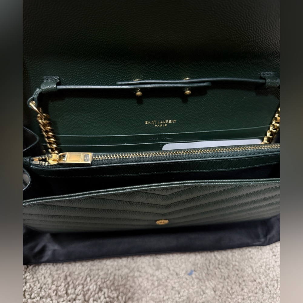 Saint Laurent Green Chevron YSL Wallet-On-Chain with Gold Hardware - Picture 2 of 6